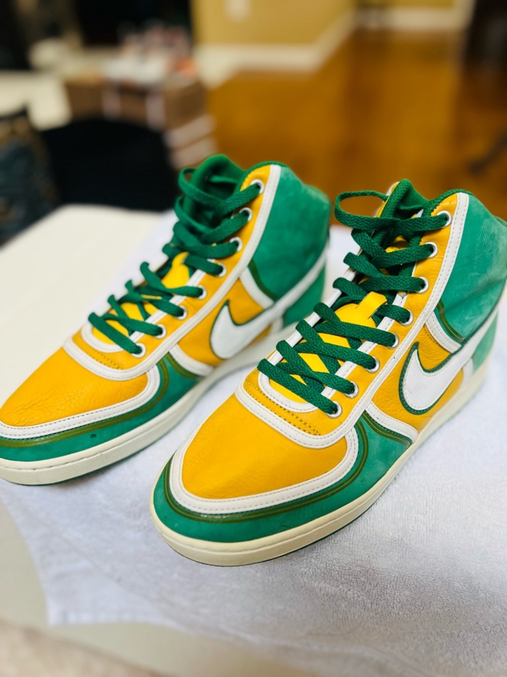 Nike Dunk Crayola Back to School Size 9.5 - Picture 2 of 9